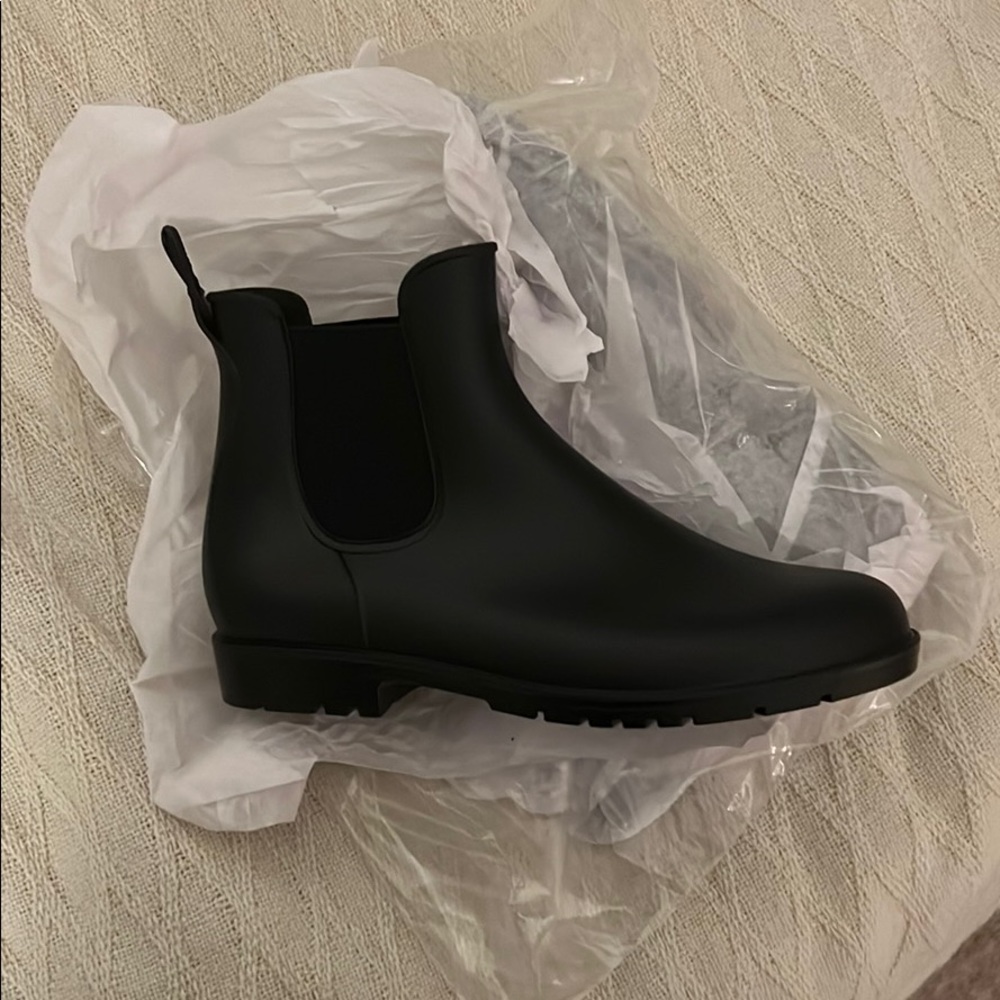 Black waterproof booties